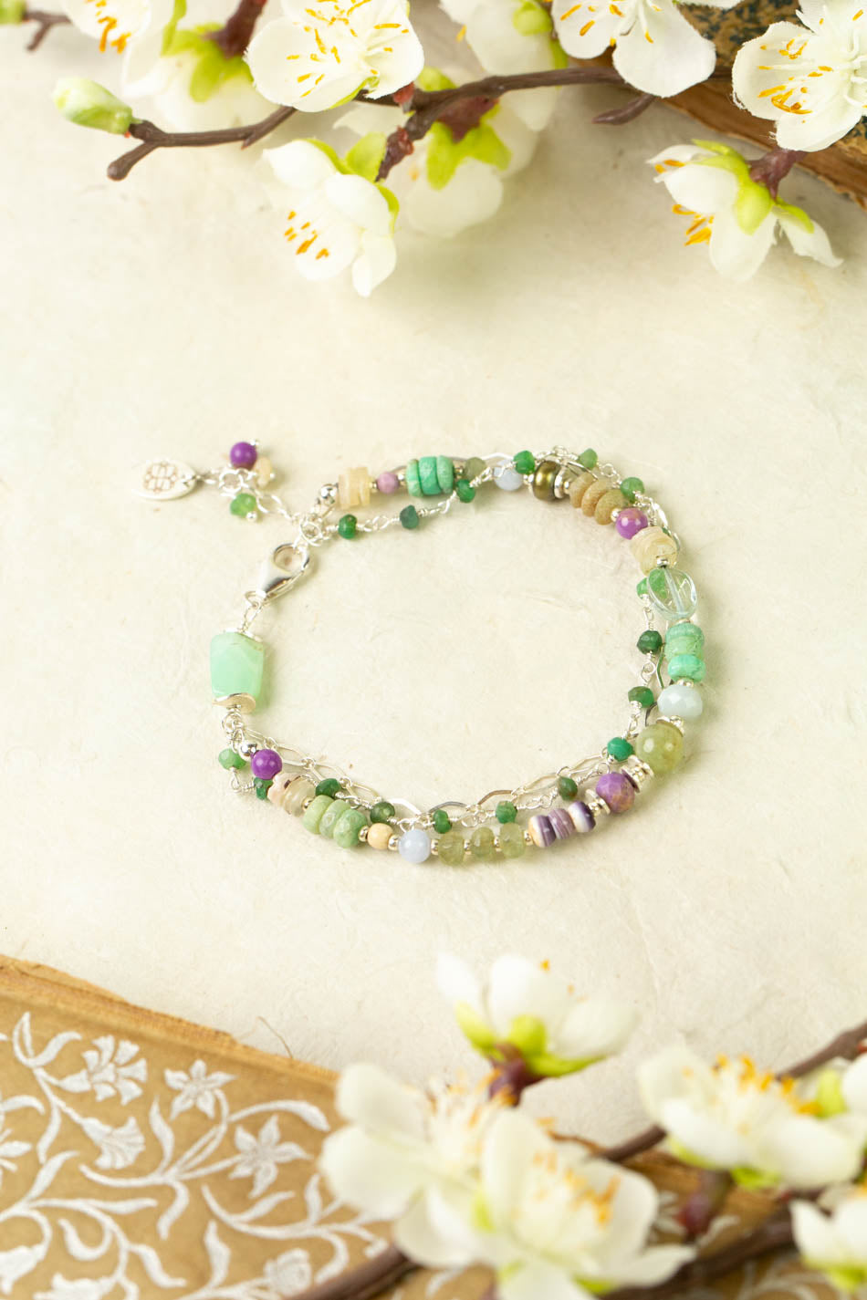 Cave Spring 7.5-8.5" Phosphosiderite, Chrysoprase, Wampum Multistrand Bracelet