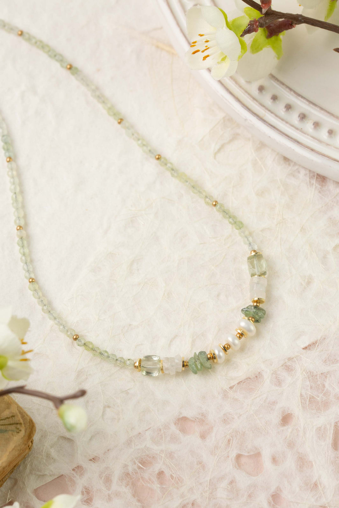Contentment 16-18 Pearl, Prehinite, Green Amethyst Simple Necklace