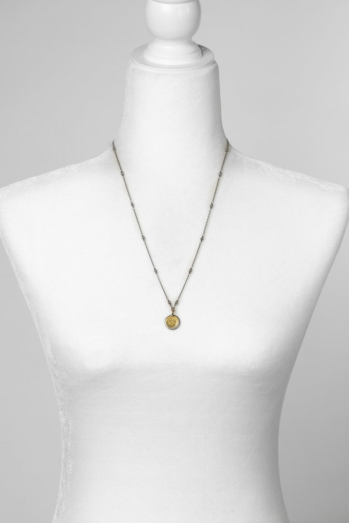 Guidance 21.5-23.5" Faceted Serpentine With Hilltribe Lotus Stamped Pendant Simple Necklace