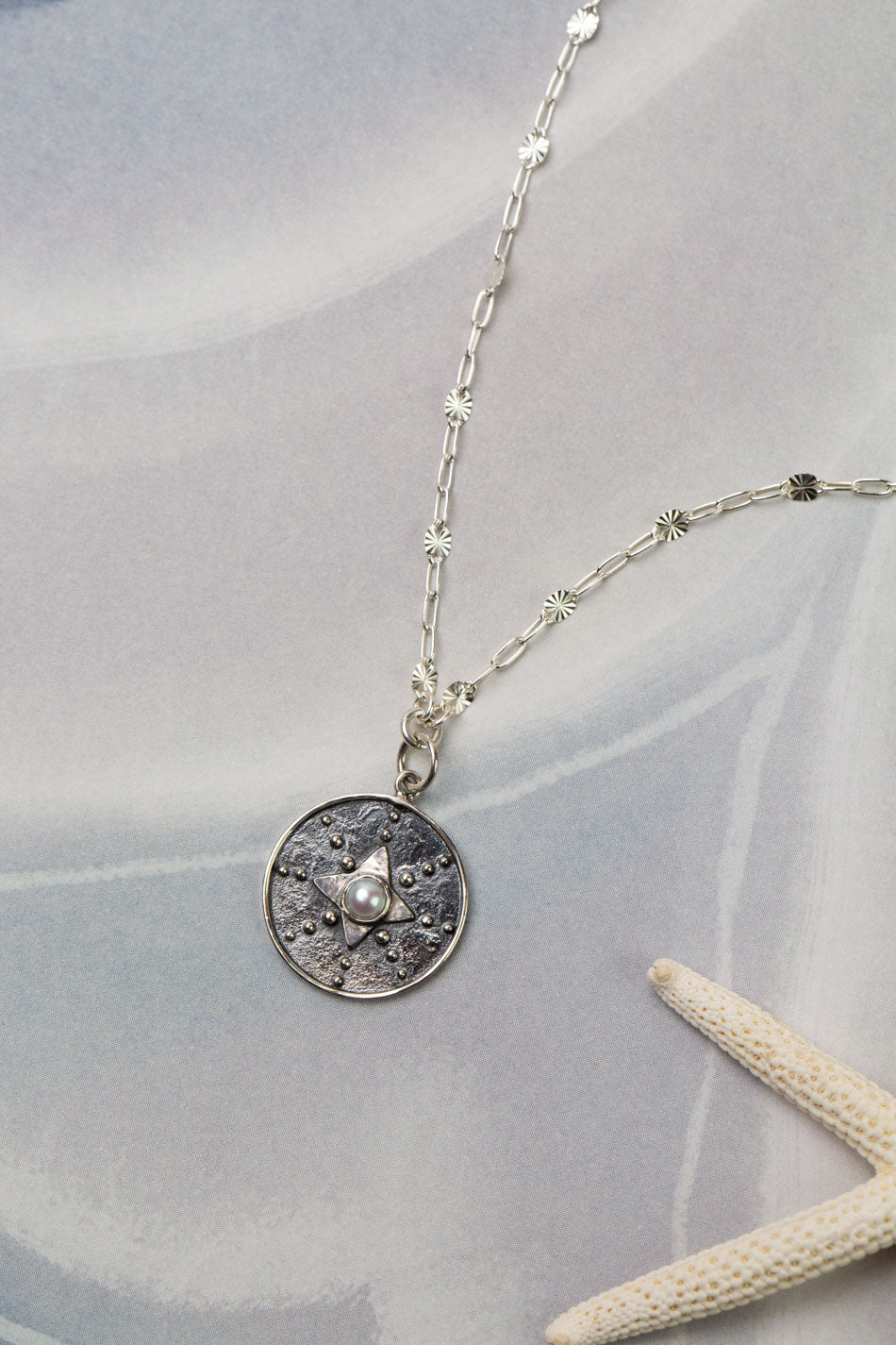 Mystic 15.5-17.5" Oxidized Sterling Silver Star Pendant With Pearl Simple Necklace