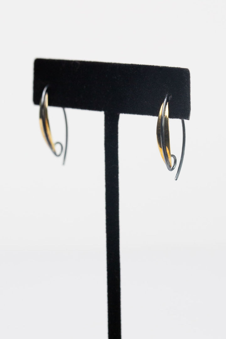 Nightfall Simple Earrings
