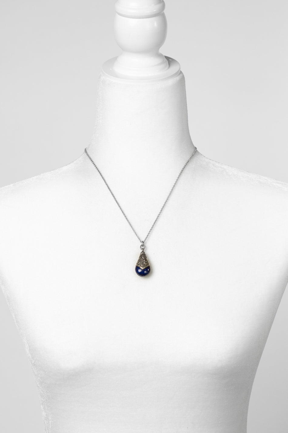 United 16-18" Lapis Lazuli Drop Pendant Simple Necklace