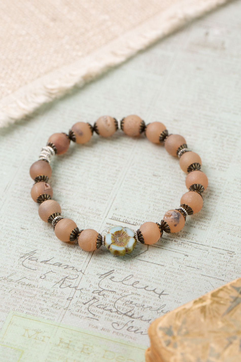 Wisdom Within 6.5" Crackle Agate With Czech Glass With Flower Stretch Bracelet